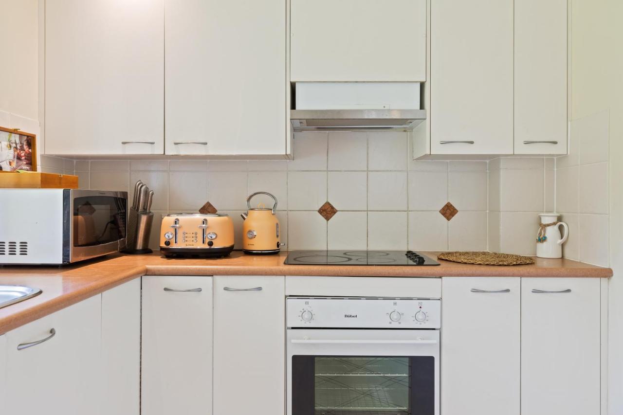 ทรีท็อป เลคไซด์ อพาร์ตเมนต์ Apartment ไบรอนเบย์ ภายนอก รูปภาพ