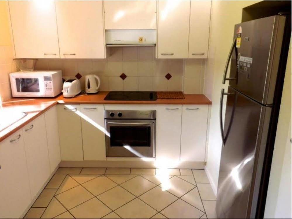 ทรีท็อป เลคไซด์ อพาร์ตเมนต์ Apartment ไบรอนเบย์ ภายนอก รูปภาพ